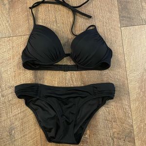 Black bikini